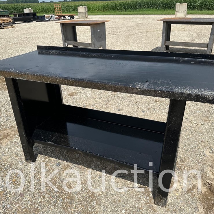 184 - 28" x 60" KC WORK BENCH