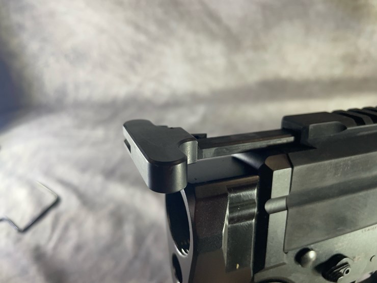 #4388-•-utas-ut-9-machine-9mm-luger-pistol,-sn:-ut-24a005074-image-11