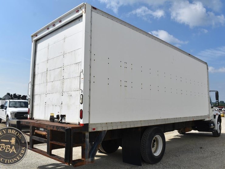 2006-international-durastar-4300-image-13
