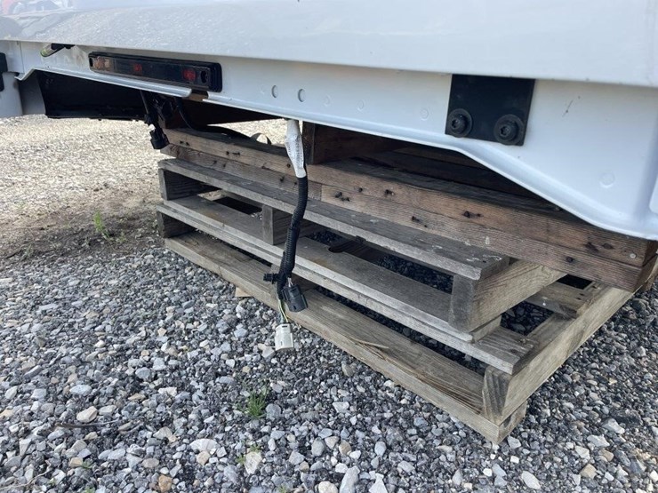 2021-ford-f350-image-10