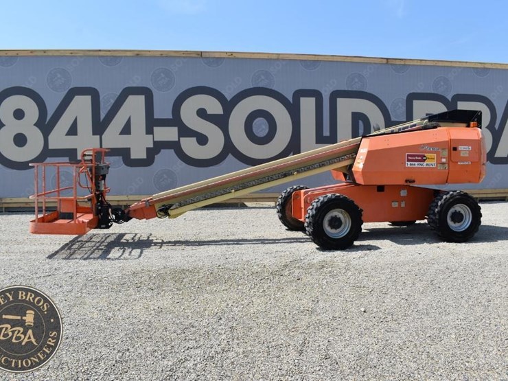 2007-jlg-600s-image-2