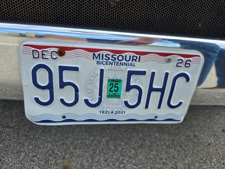 2004-ford-f650-image-51