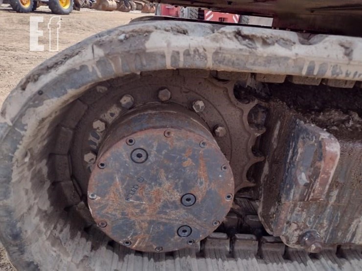 2013-bobcat-e63-image-36