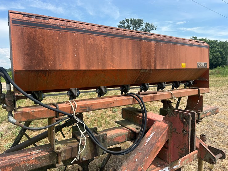 #26624-•-best-mfg-ls9600-seeder-w/-levee-plow-image-14