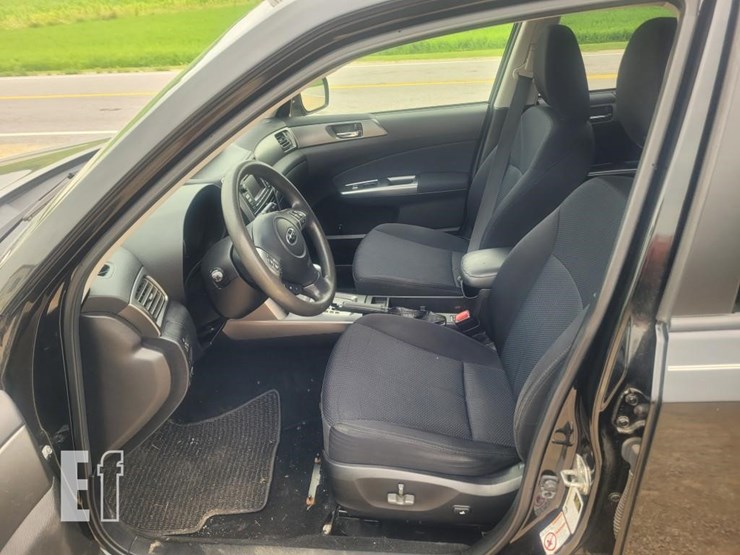 2013-subaru-forester-image-16