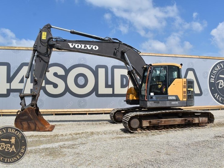2018-volvo-ecr235el-image-7