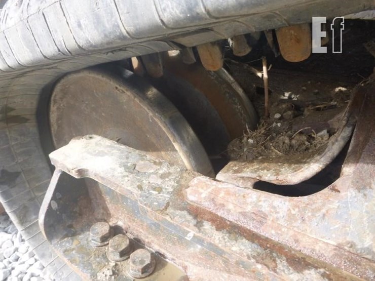 2018-bobcat-t595-image-26