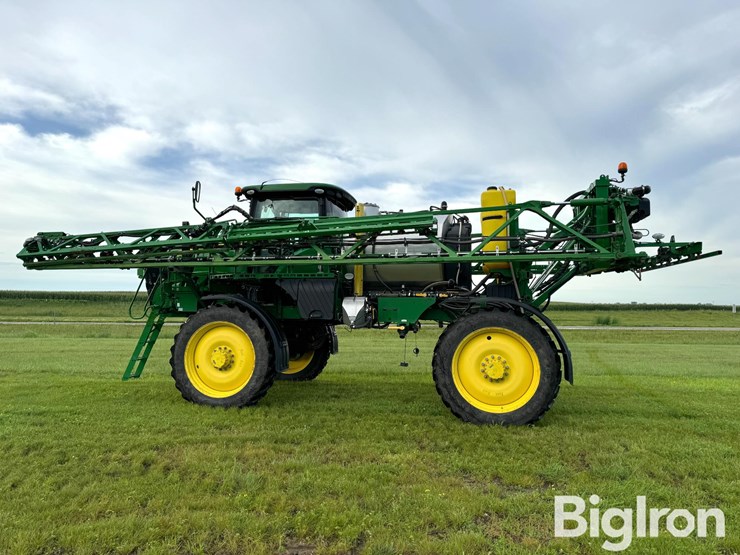 2020-john-deere-r4038-image-8