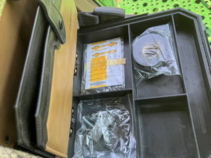 2010-john-deere-2010-image-116