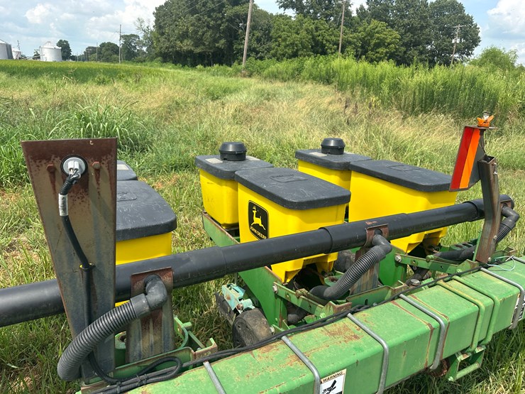 john-deere-30-image-25