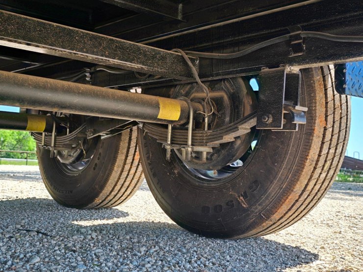 2024-bcl-fabrication-landscape-dump-trailer---heavy-duty-utility-trailer-for-mulch-debris-hauling-image-44