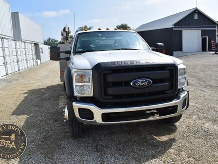 2013-ford-f550-image-77