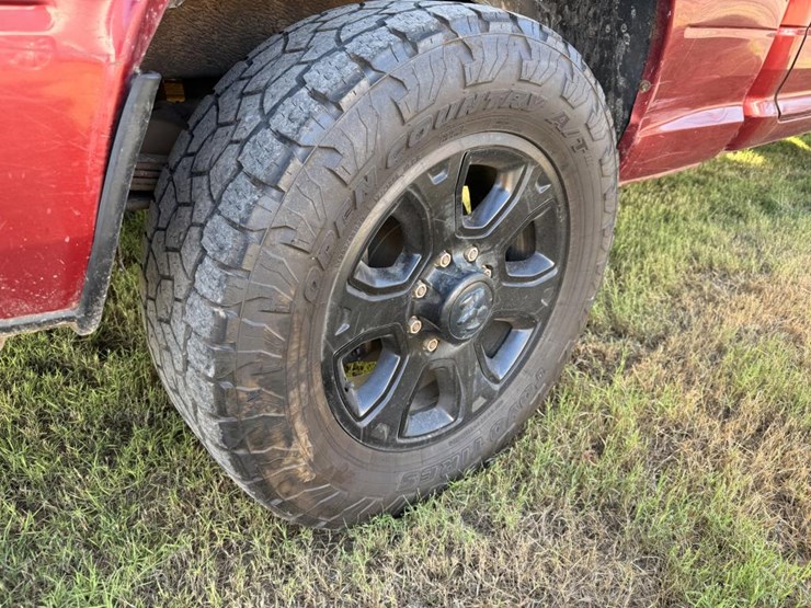 2012-dodge-ram-2500-image-18