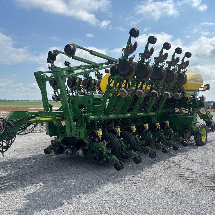 JOHN DEERE 1790