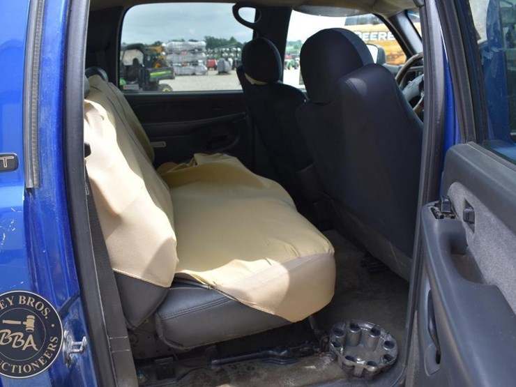 2003-chevrolet-silverado-2500-image-39