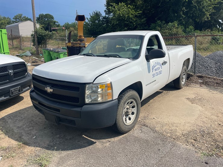 2009-chevrolet-1500-image-1