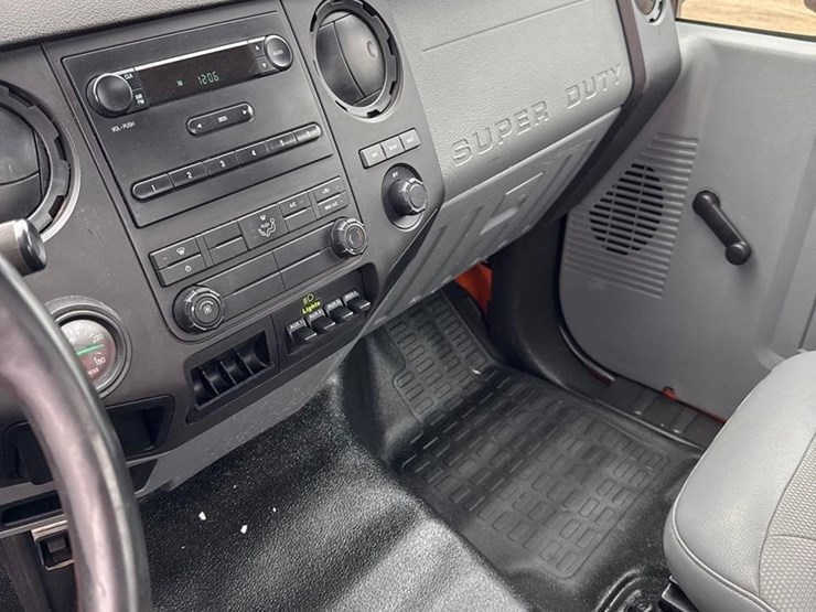 2012-ford-f650-sd-image-27