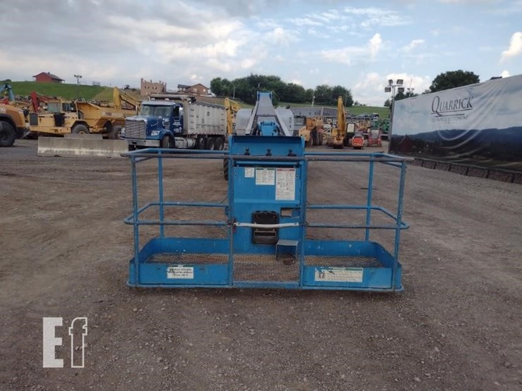 2012-genie-s125-image-2