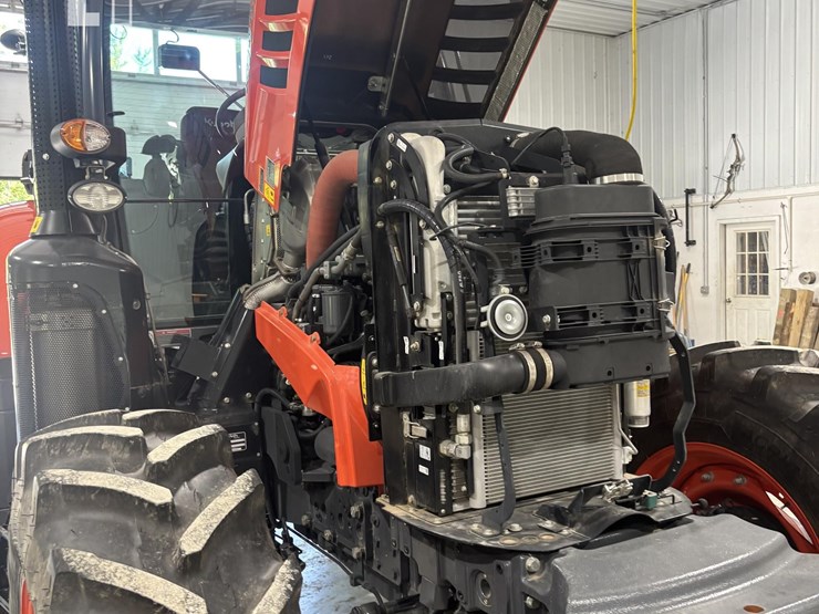 kubota-m7-132-image-24