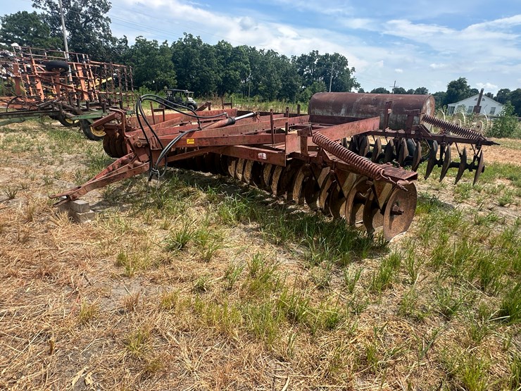 case-ih-480-image-1