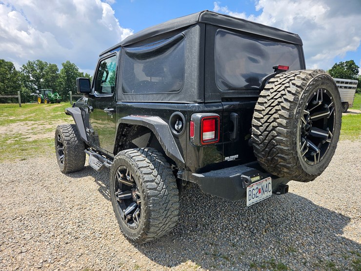 2021-jeep-wrangler-image-12