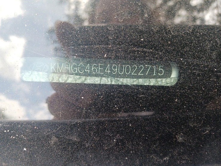 2009-hyundai-genesis-runs/moves-3.8l-v6-image-4