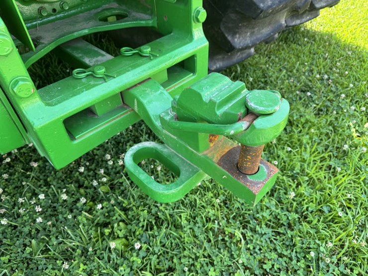 2014-john-deere-8270r-image-21