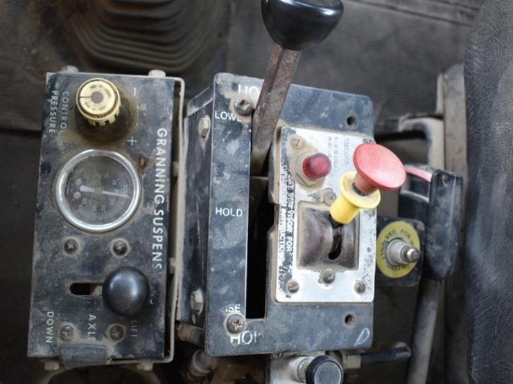 1996-mack-rd688s-image-71
