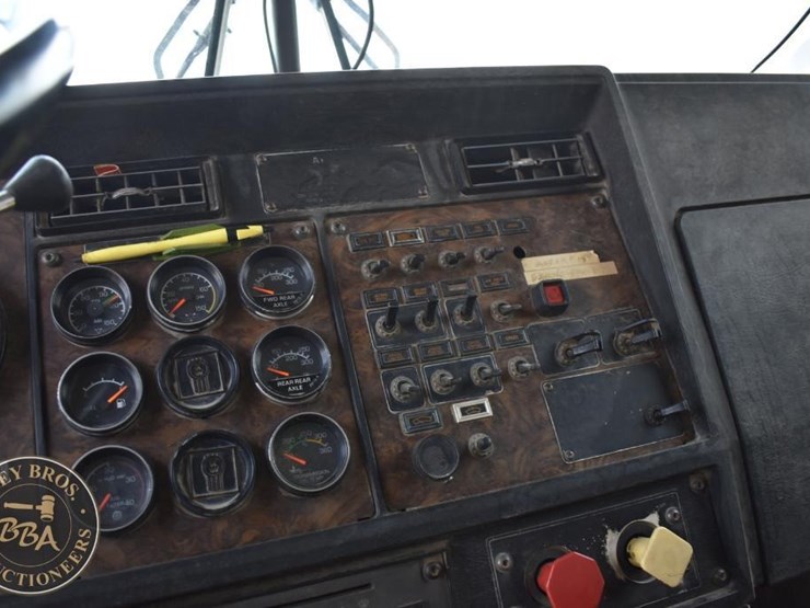 1990-kenworth-t800-image-14