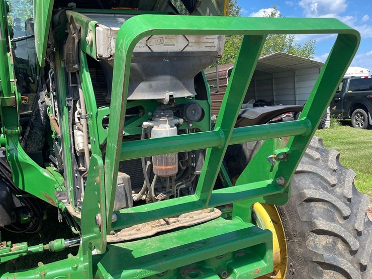 2014-john-deere-6210r-image-77
