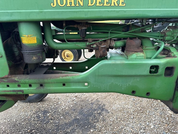 john-deere-bw-image-4