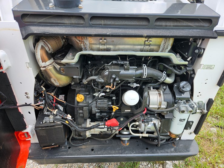 2021-bobcat-t770-image-26
