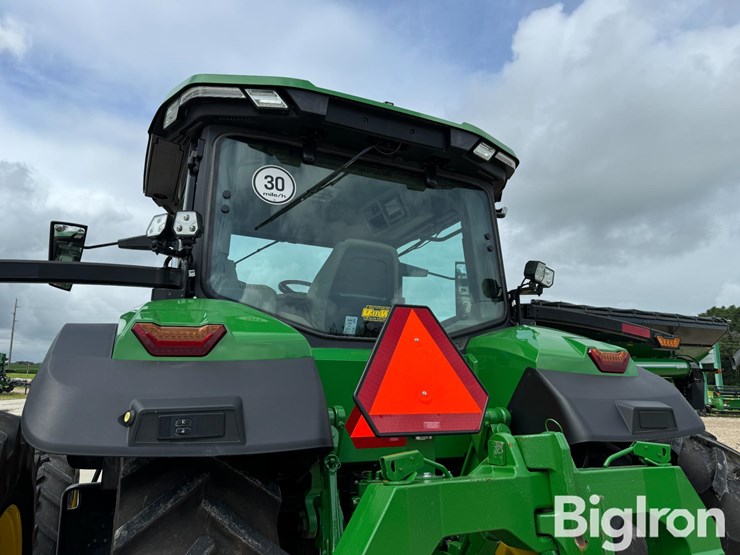 2023-john-deere-8r-340-image-13