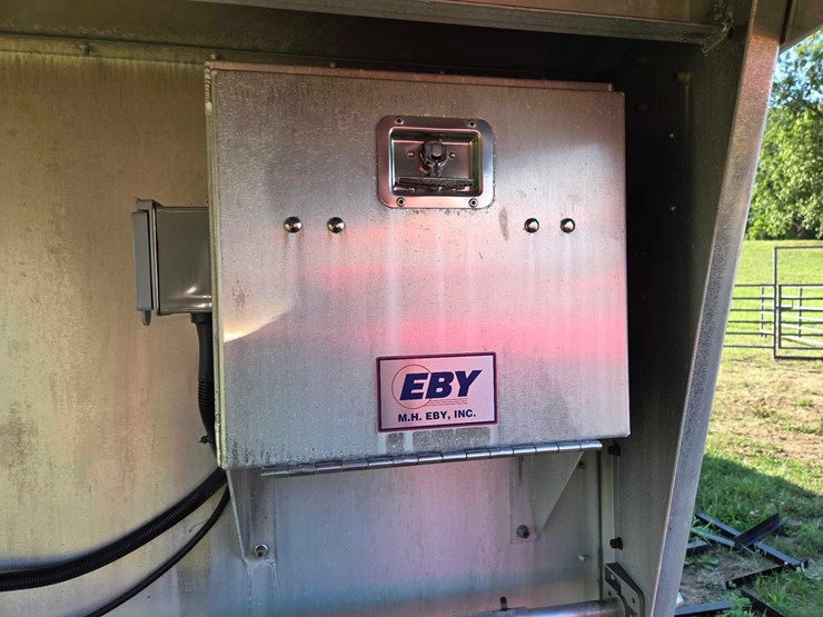 2017-8'x24'-eby-aluminum-livestock-trailer-image-7