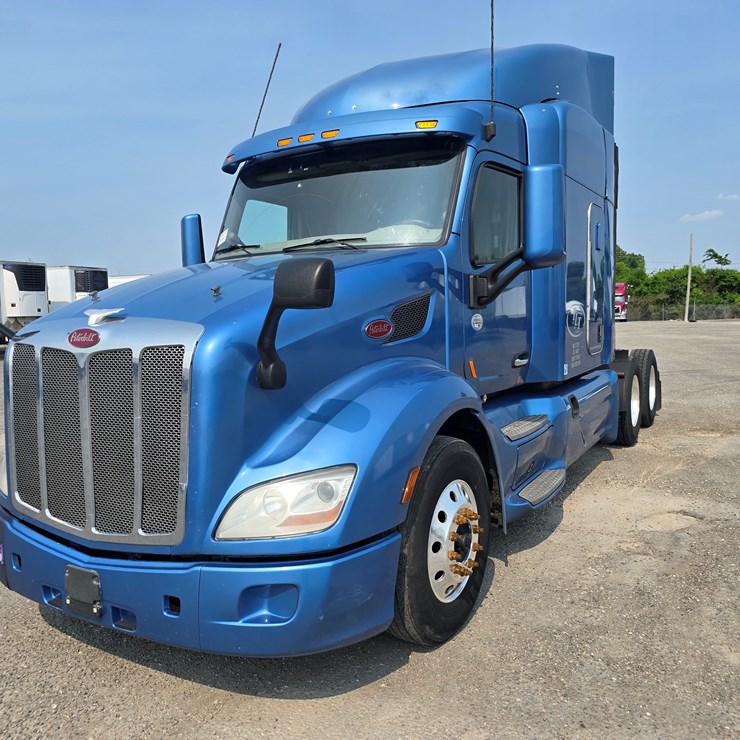 2019 PETERBILT 579