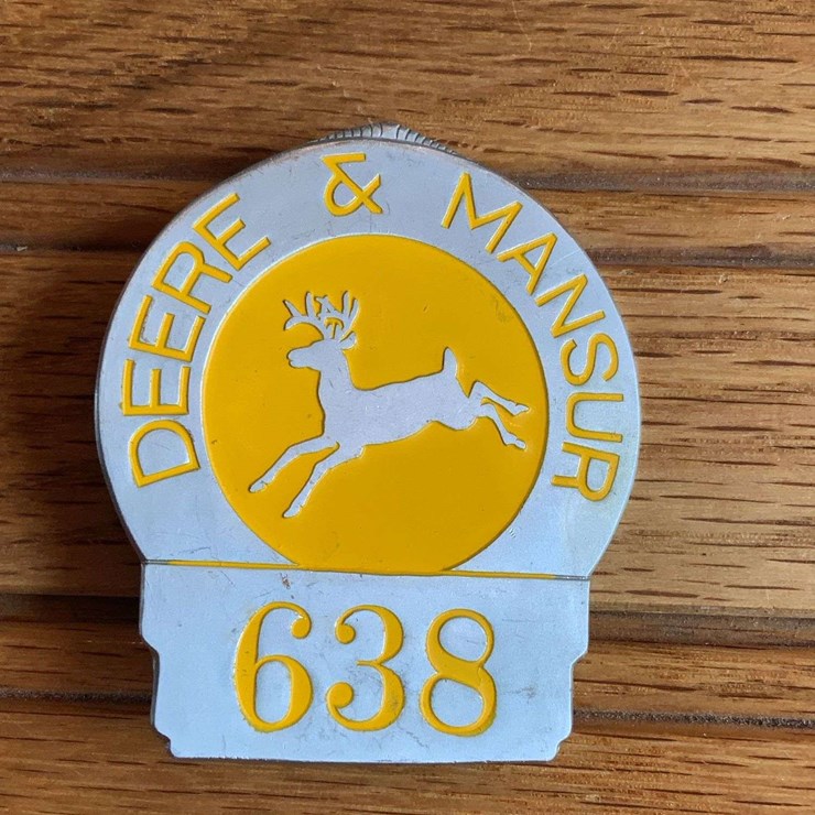Deere & Mansur Employee Badge