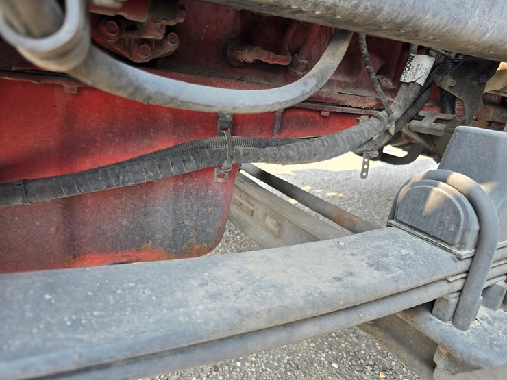 2019-peterbilt-579-image-66