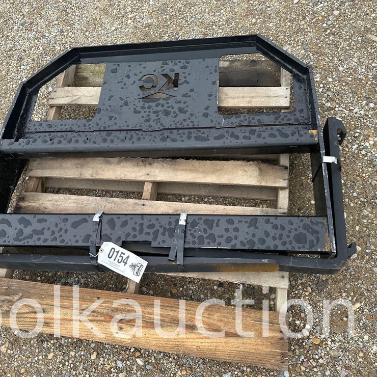 154 -  45" SKID STEER FORK FRAME W/ 42" FORKS