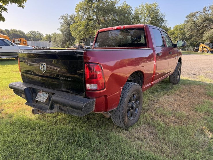 2012-dodge-ram-2500-image-3