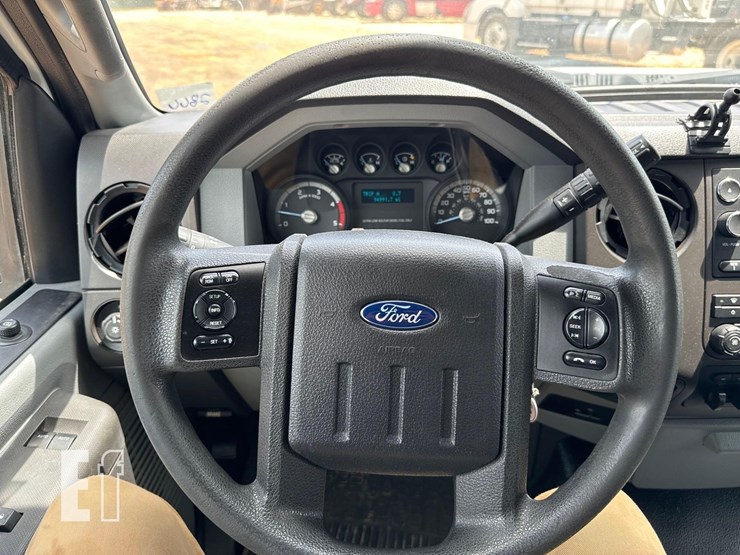 2016-ford-f350-image-17