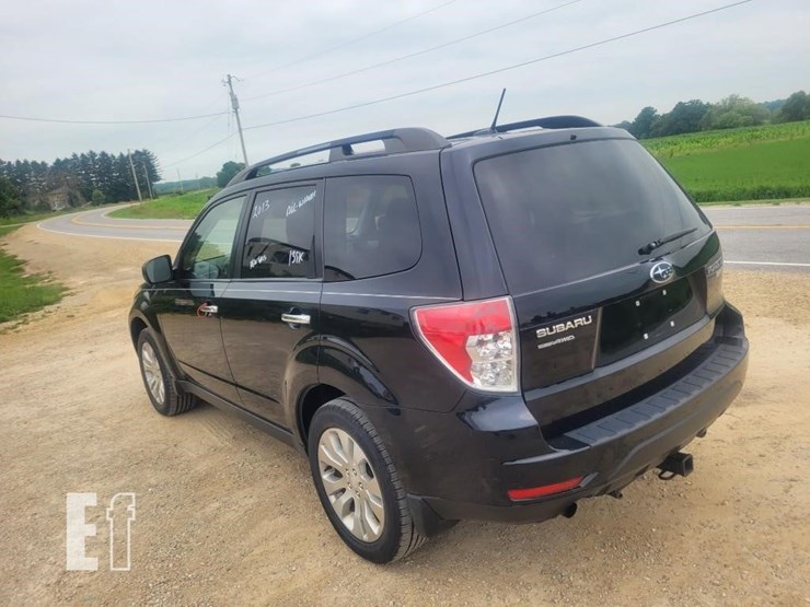 2013-subaru-forester-image-11