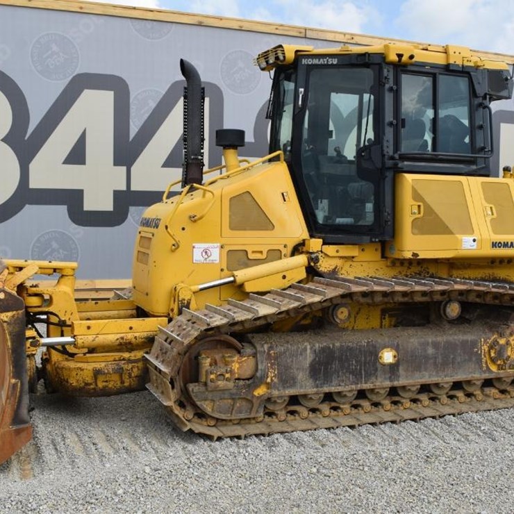 2015 KOMATSU D61EXI-23