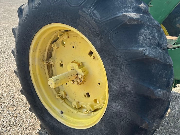 john-deere-4020-image-7