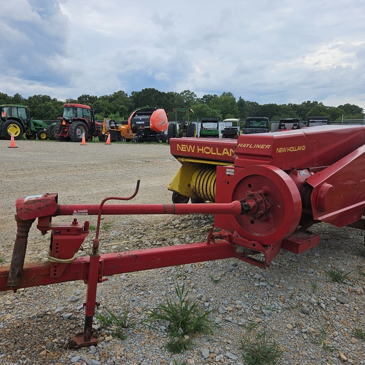 NEW HOLLAND 310