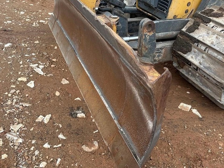 2013-deere-650k-lgp-image-11