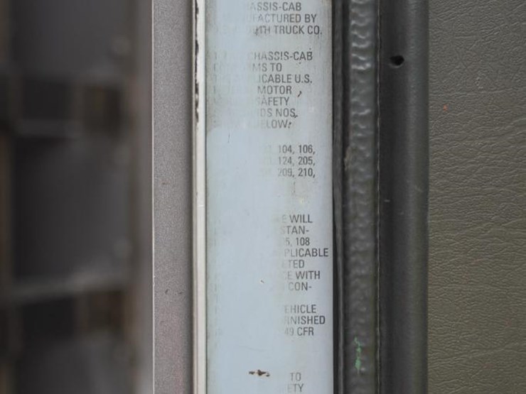 2007-kenworth-t800-image-13