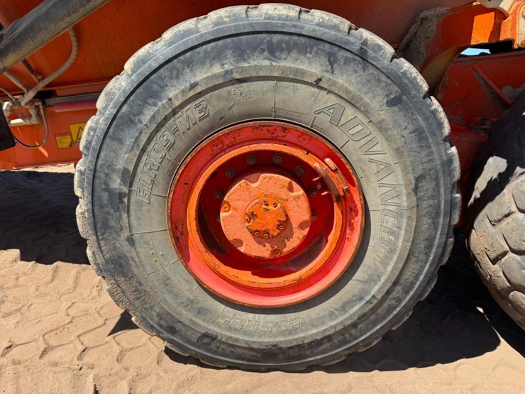 2014-doosan-da30-image-24