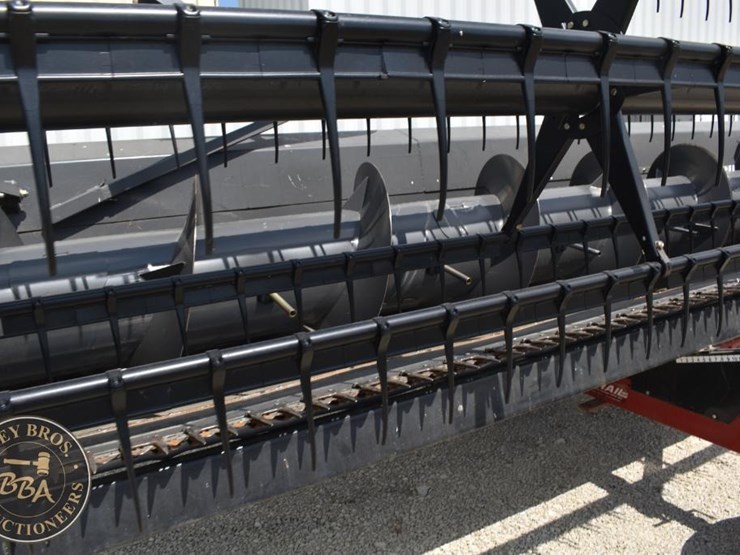 massey-ferguson-8200-30-image-8