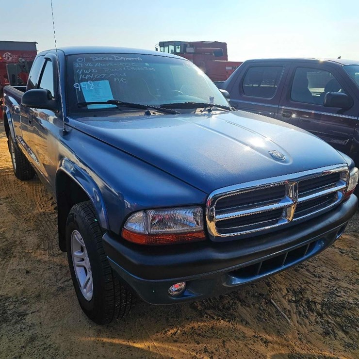 2001 DODGE DAKOTA