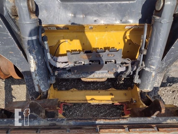 2020-deere-333g-image-15